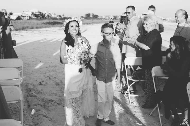 Siesta Key beach wedding photos, tampa wedding photographer, florida wedding photographer, tampa photographer, destination wedding photographer, tampa, siesta key beach,