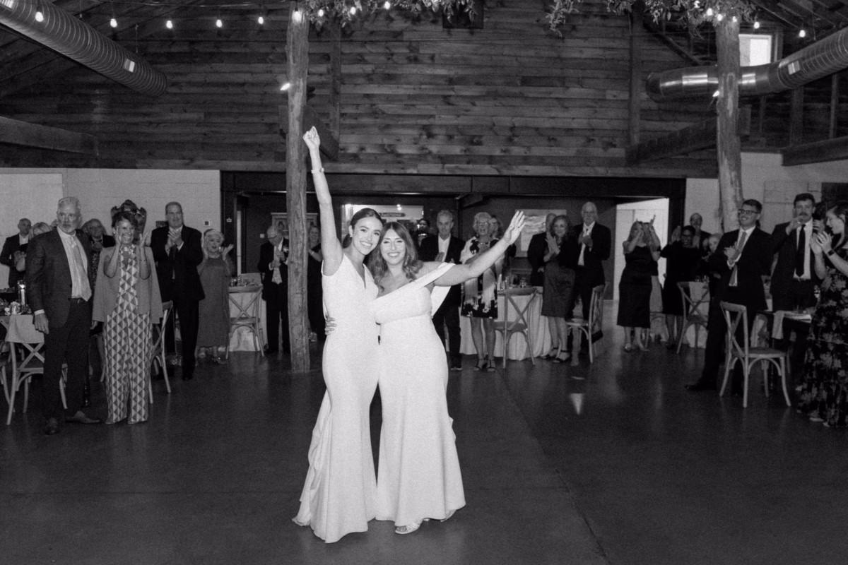 farm wedding reception first dance johnsons locust hall new jersey - A Farm Wedding at Johnson's Locust Hall, New Jersey Two brides sharing their first dance at rustic farm wedding reception at Johnson's Locust Hall in New Jersey photographed by Ashley Izquierdo Photography